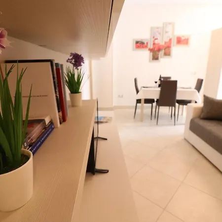 Francesca A Apartman